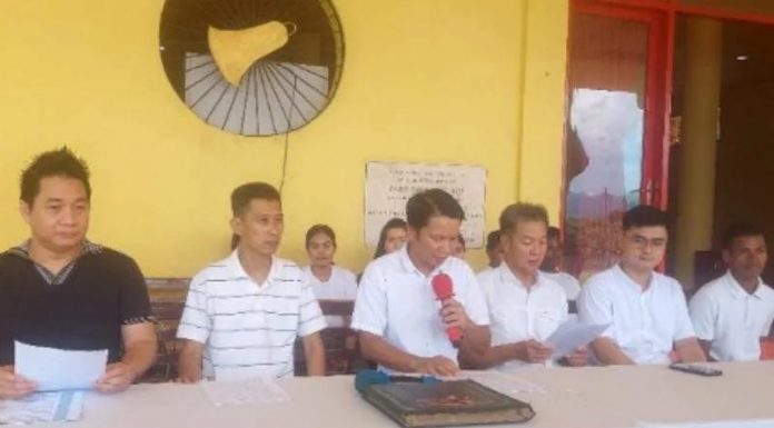 Umat Buddha Maluku tuntut Wilhemus Jawerisa Minta Maaf secara Terbuka