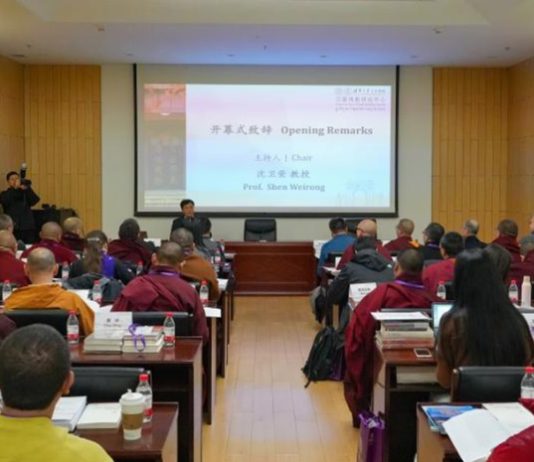 Dari chinese ke han buddhism: upaya sinifikasi Agama Buddha Tibet