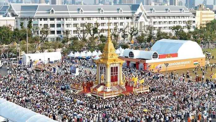 Pameran relik suci Buddha di Vietnam tarik hampir 18 juta pengunjung.