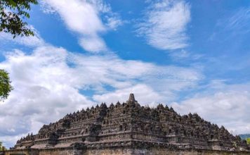 Kajian para pakar menunjukkan Borobudur bukan tri dhatu sebagaimana dinarasikan selama ini.