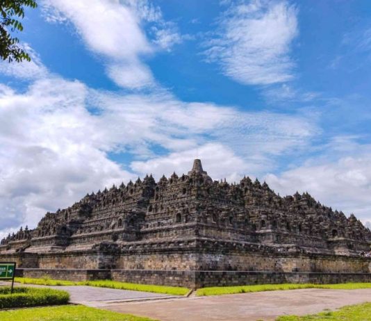 Kajian para pakar menunjukkan Borobudur bukan tri dhatu sebagaimana dinarasikan selama ini.