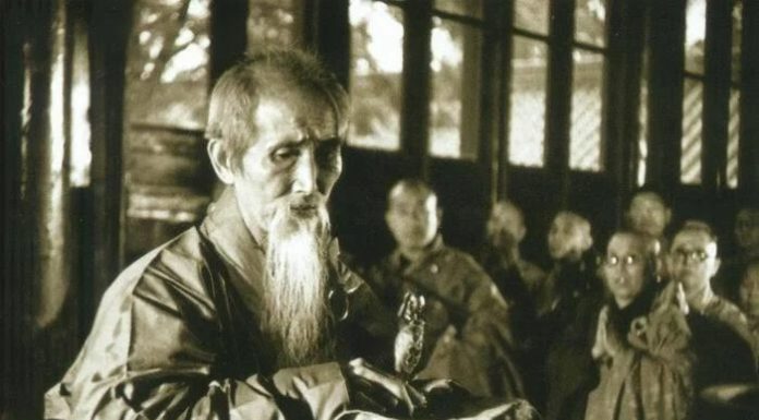 Master Xu Yun dan Buddhadharma di Tiongkok Modern Master Xu Yun adalah salah seorang tokoh Buddhis di masa Tiongkok awal.