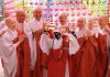 Robot humanoid Gabi mengucapkan ikrar pancasila umat Buddha (Foto: Yonhap/KoreaTime).