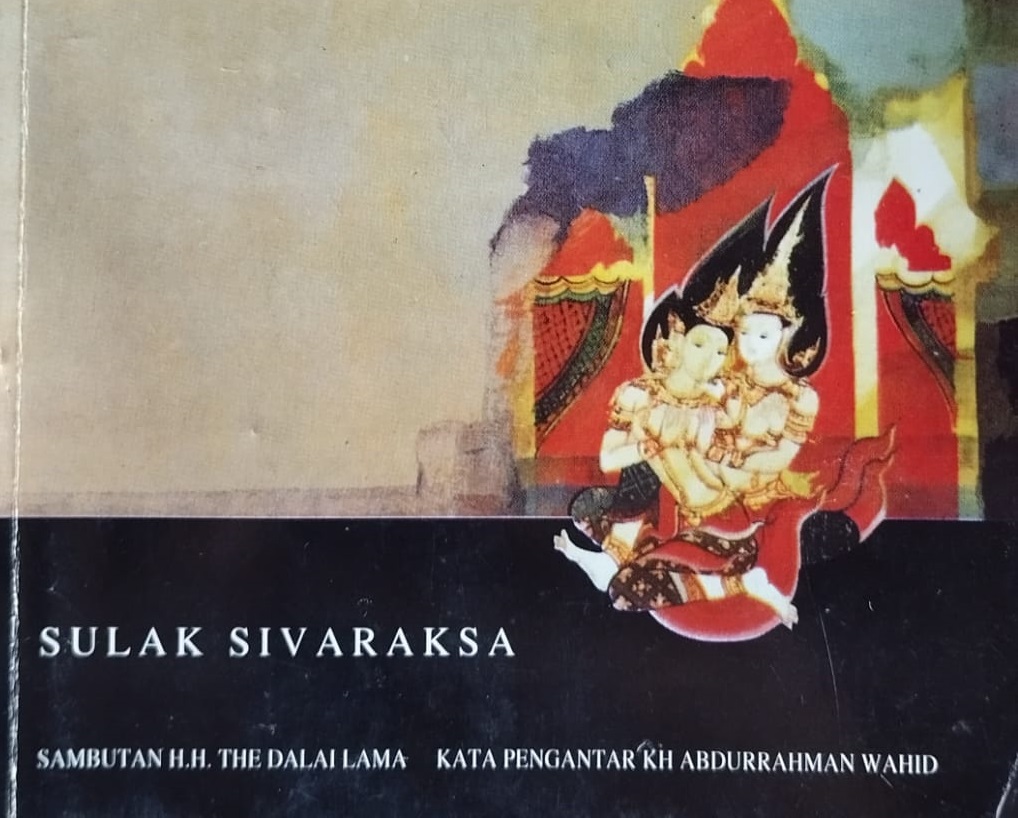 Gus Dur memberikan kata pengantar pada buku Benih Perdamaian Visi Buddhis atas Pembaharuan Masyarakat yang terbit dalam versi Indonesia pada 2002.