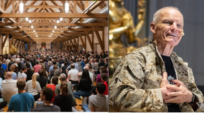 Lama Ole Nydahl Meninggal Dunia di Pusat Internasional Diamond Way Buddhism.