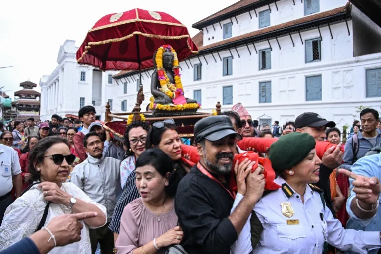 Patung Buddha Abad ke-13 Kembali ke Nepal.